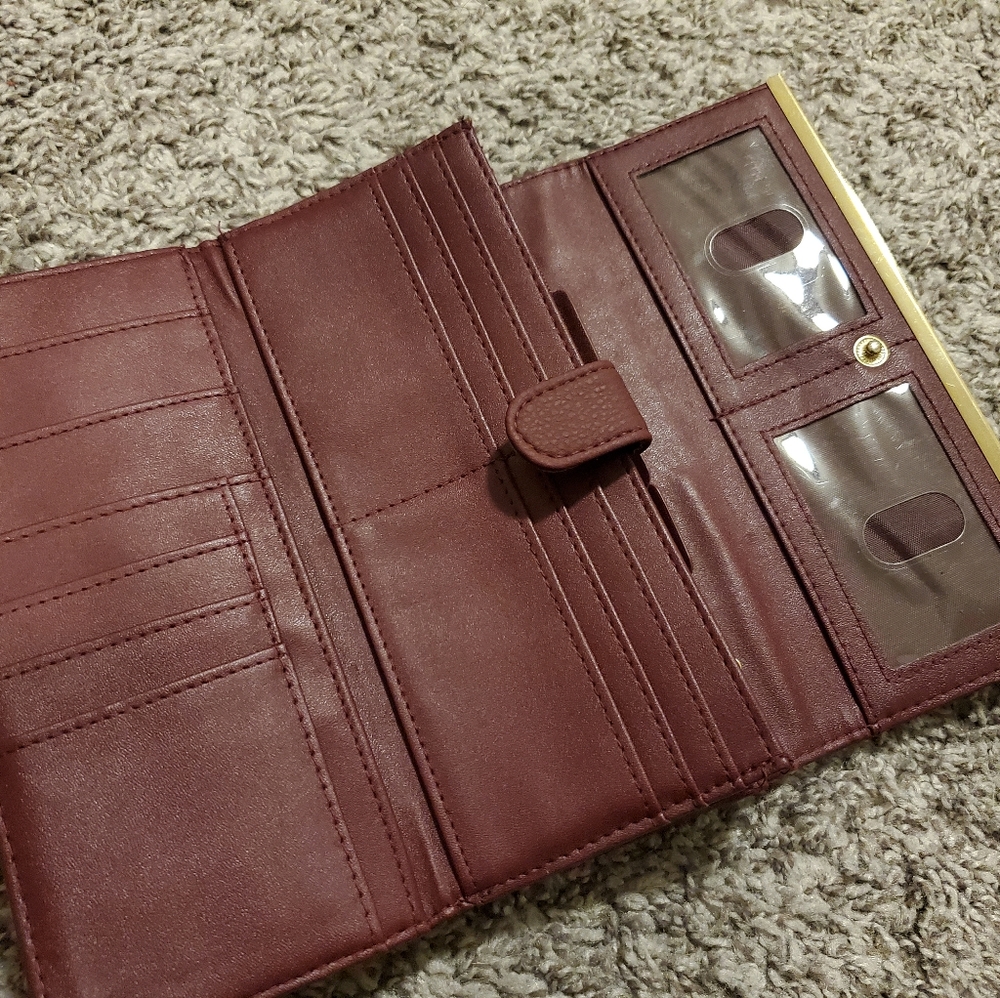 Purse - Picture 2 of 2
